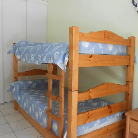 Hosmina Apartment *